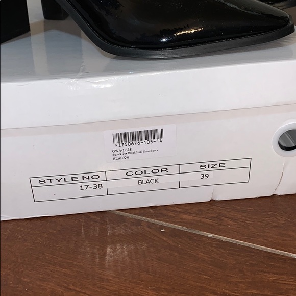 Brand new** square toe block heels - Picture 2 of 2